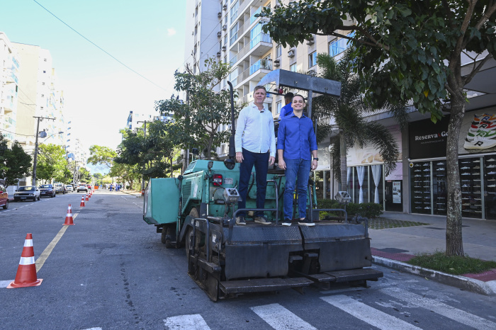 Início do recapeamento asfáltico em Jardim Camburi