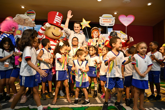 Prefeito Lorenzo Pazolini no Projeto Semana Nacional de Trânsito