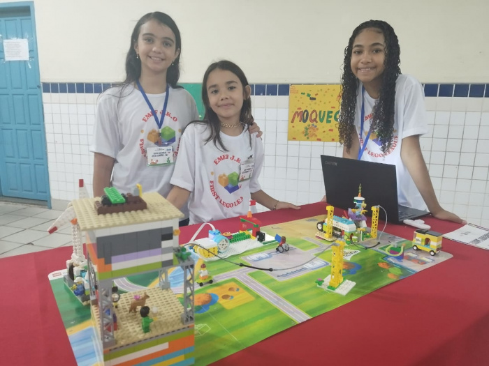 Estudantes da Emef Juscelino Kubitschek participam do Projeto First Lego League Explore