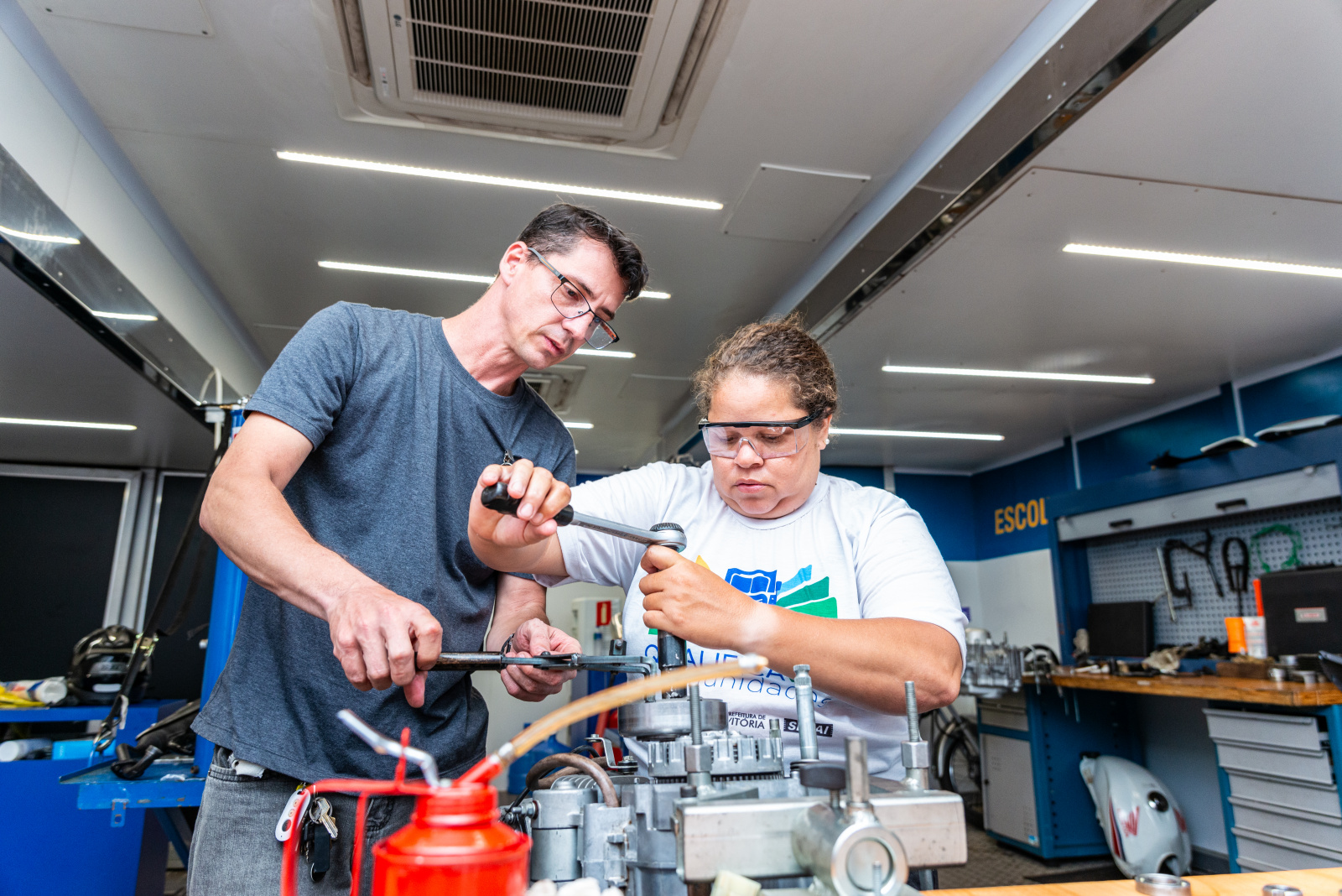 Painel para Ferramentas Especiais Auto - Escola do Mecânico