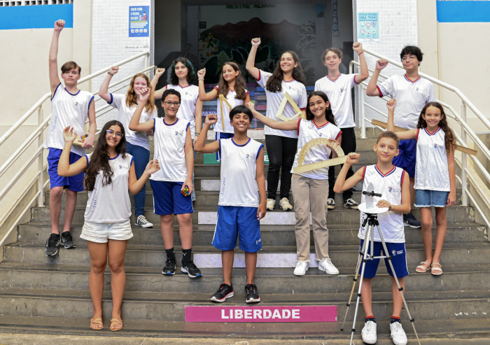 Alunos vencedores da Olimpíada Brasileira de Matemática