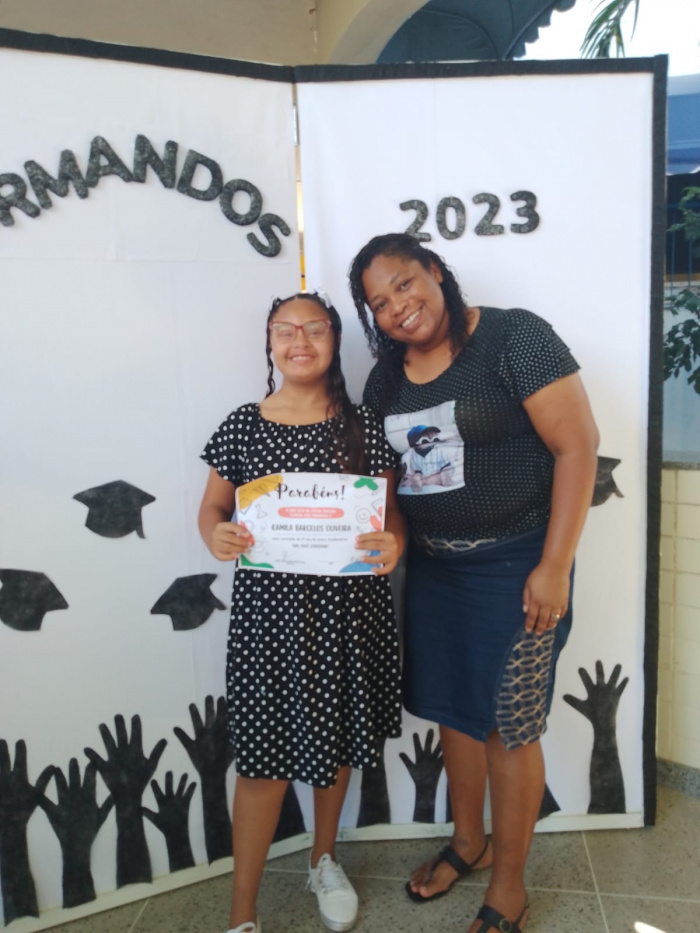 Kamila e sua mãe, Débora, que contou agradecer todos os dias por ter uma filha tão carinhosa