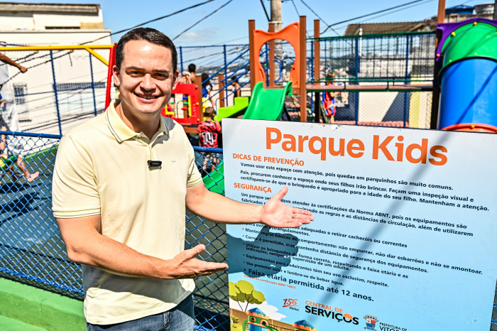 Prefeito Entrega Parque Kids Bairro Santa Clara