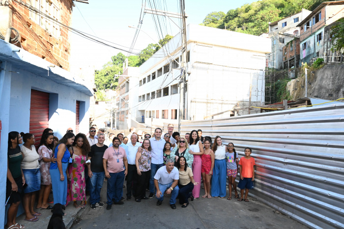 Visita Obras EMEF Paulo Roberto São Benedito