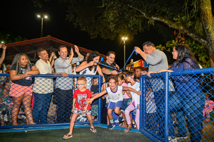 Entrega do Parque Kids e Academia Popular do Bairro de Lourdes