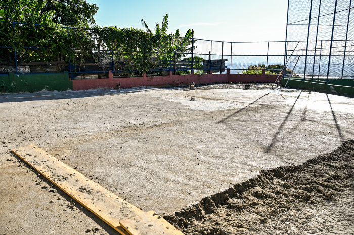 Concretagem da obra de construção do parque kids de Conquista