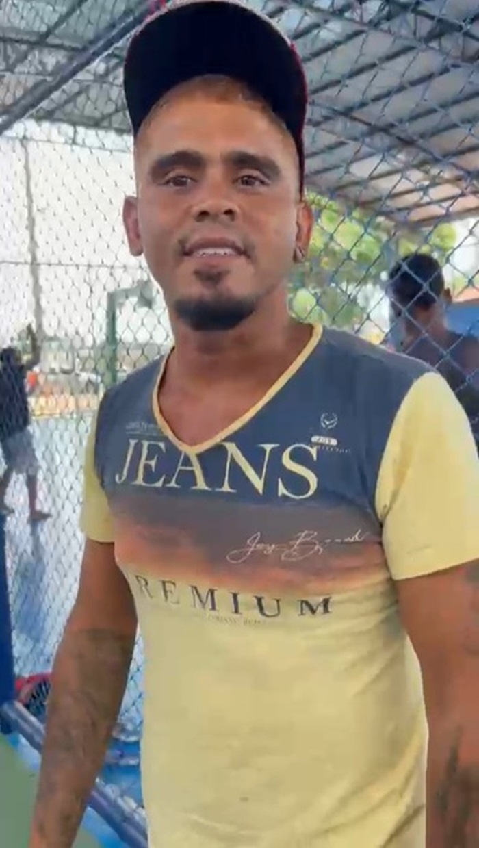 João Batista usuário do Centro POP se prepara para a Copa Pop