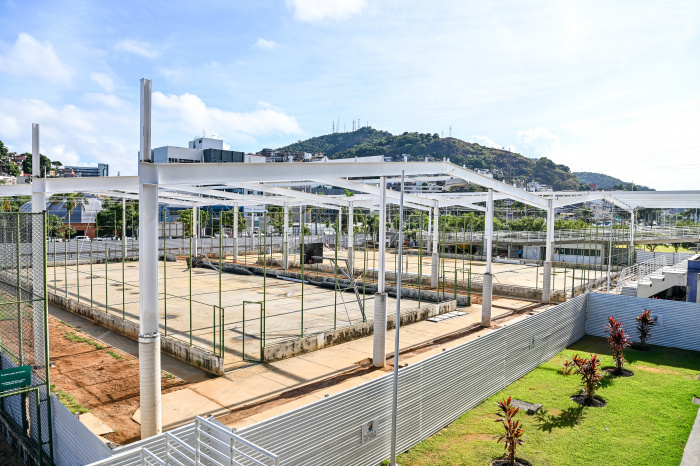 Visita técnica às obras de construção das coberturas das quadras do Tancredão.