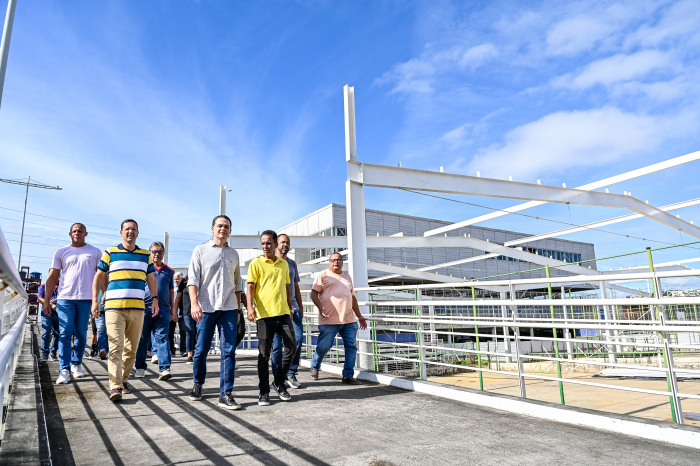 Visita técnica às obras de construção das coberturas das quadras do Tancredão.