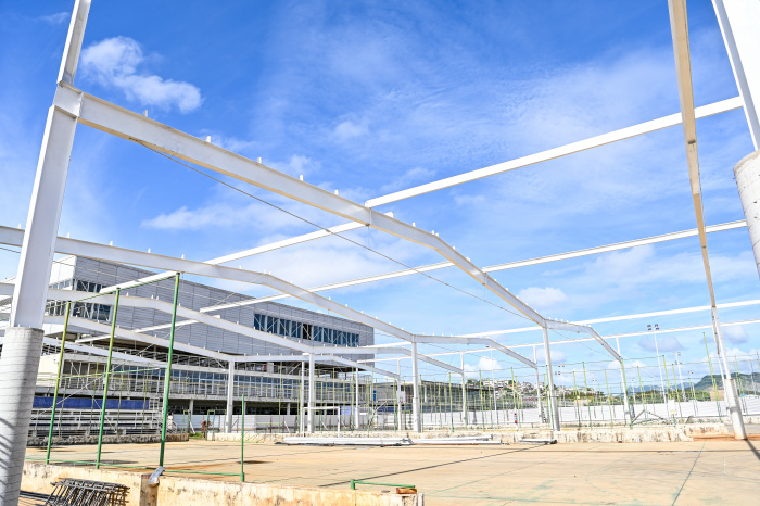 Visita técnica às obras de construção das coberturas das quadras do Tancredão.