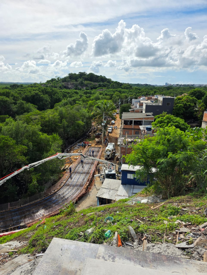 Vitória de Frente para o Mar: concretagem da orla avança e integra bairros com desenvolvimento
