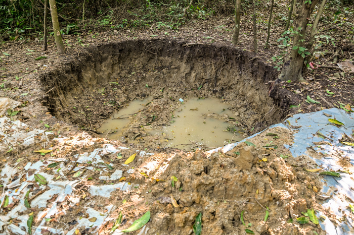 Retirada de barro das Paneleiras - Parque Vale do Mulembá