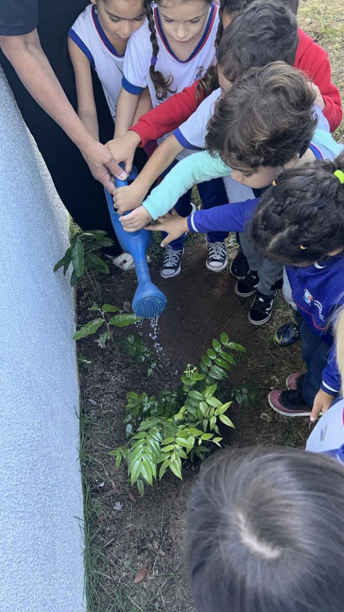 Projeto Restingar encanta crianças do CMEI Cida Barreto