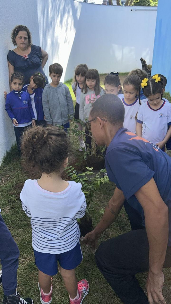 Projeto Restingar encanta crianças do CMEI Cida Barreto