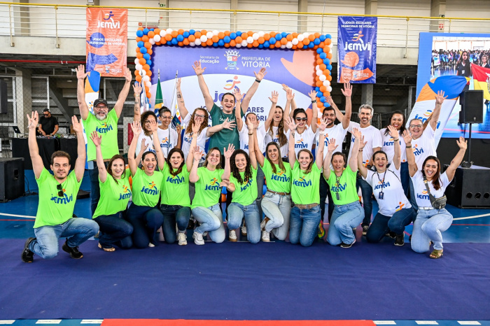 Abertura dos Jogos Escolares Municipais de Vitória agita ginásio do Tancredão