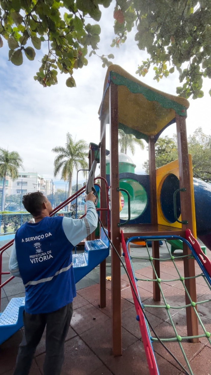 Central de Serviços realiza manutenção nos Parques Kids de Vitória