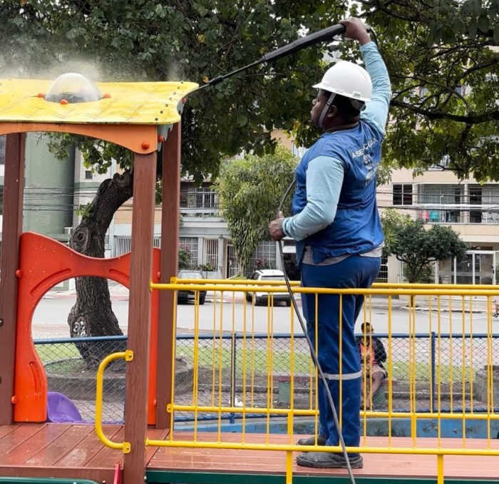 Central de Serviços realiza manutenção nos Parques Kids de Vitória