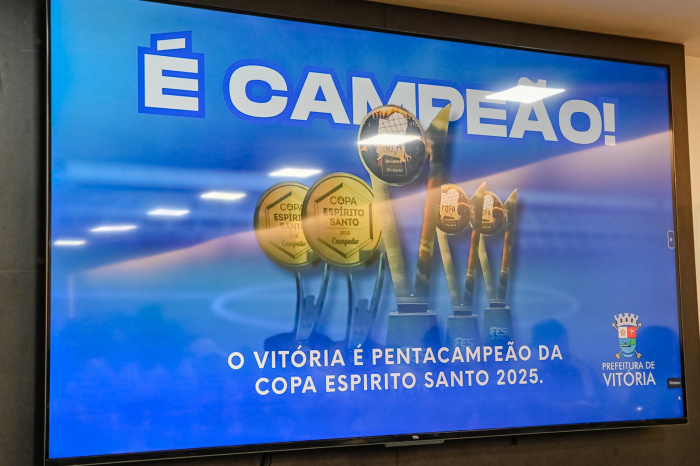 Equipe do Vitória FC, Campeã da Copa ES 2025, visita a PMV