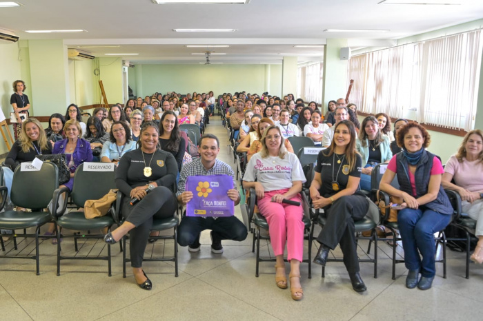 Vitória realiza Seminário Agosto Lilás e destaca avanços na proteção às mulheres