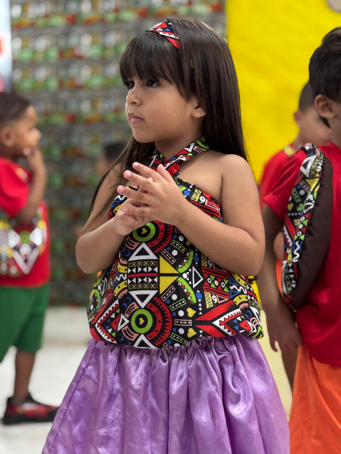 CMEI Álvaro Fernandes Lima celebra 15 anos com festa cultural e participação da comunidade