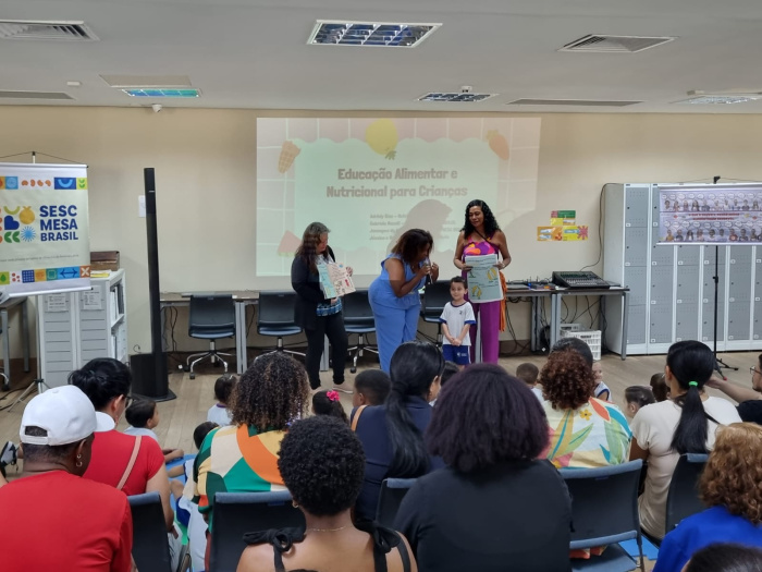 Pequenos autores do CMEI Menino Jesus lançam livro sobre alimentação saudável