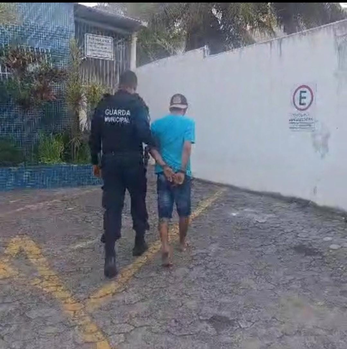 Guarda de Vitória recupera bicicleta furtada em Jardim Camburi e detém suspeito