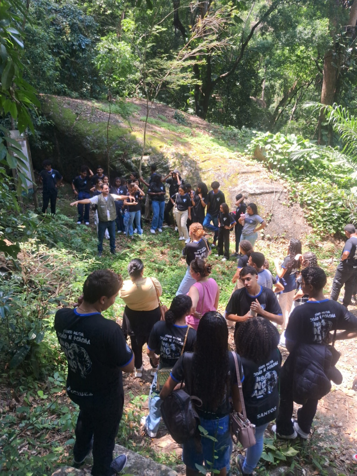 Parque Gruta da Onça recebe estudantes de Sooretama