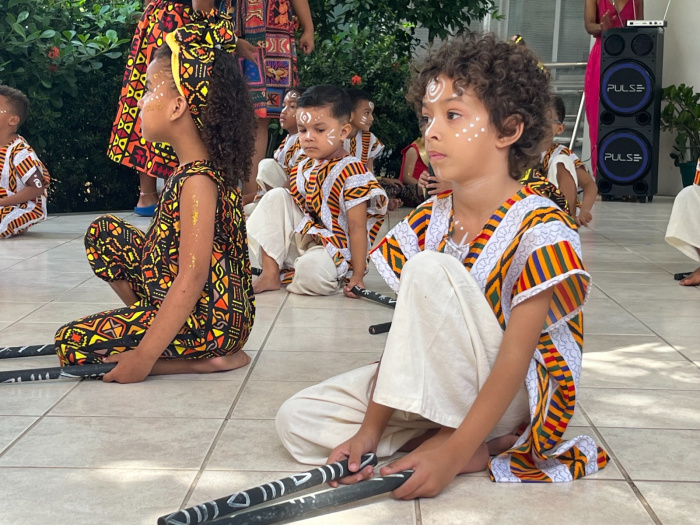 Mostra de crianças do CMEI Anísio Spínola Teixeira é exposta na Secretaria de Educação