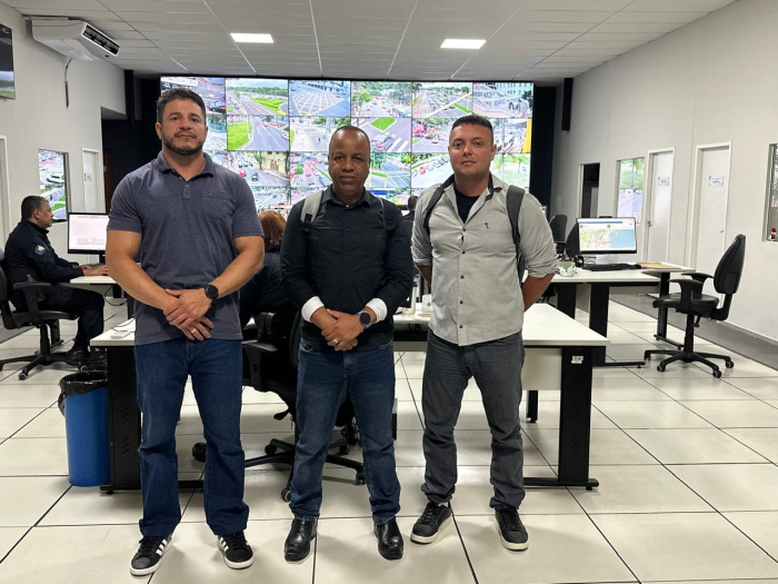 Guardas de Niterói visitam Central de Monitoramento de Vitória, referência em tecnologia