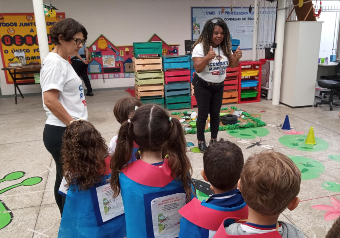 Dia D contra a Dengue mobiliza CMEI Cida Barreto com brincadeiras e conscientização