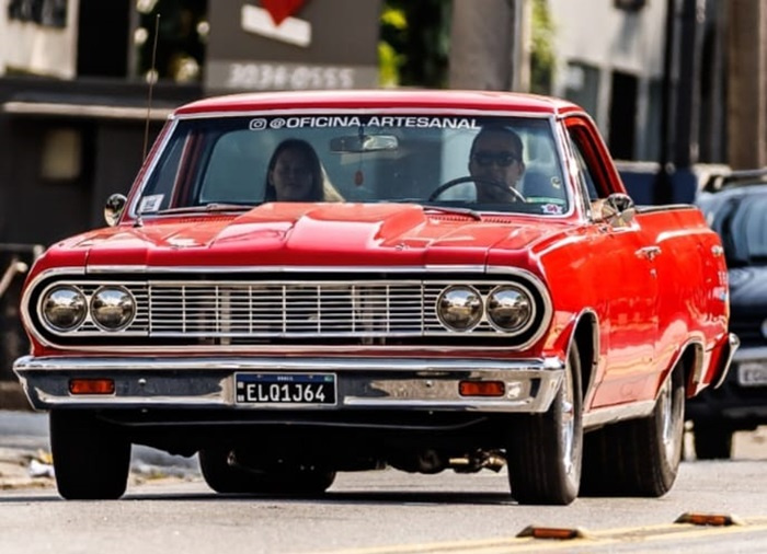 Chevrolet El Camino 1964, híbrido raro entre carro e caminhonete será exibido no próximo sábado (6).