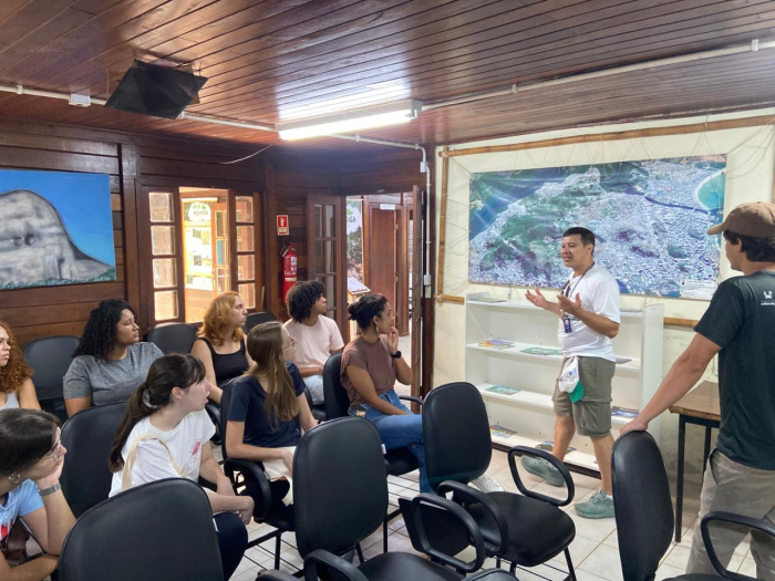 Estudantes de Arquitetura vivenciam experiências no Parque da Fonte Grande