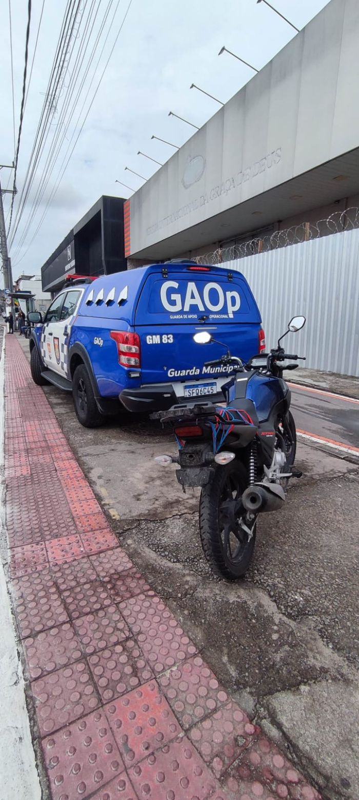 Condutor sem CNH e motocicleta sem placa é flagrado pela Guarda de Vitória