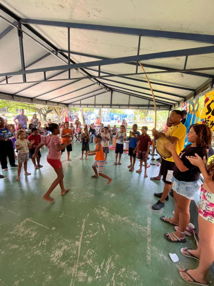 Centro de Convivência Bonfim leva o bloco da convivência para o Horto de Maruípe