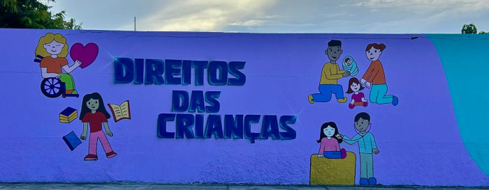 Mural artístico produzido por estudantes da EMEF Álvaro de Castro Mattos