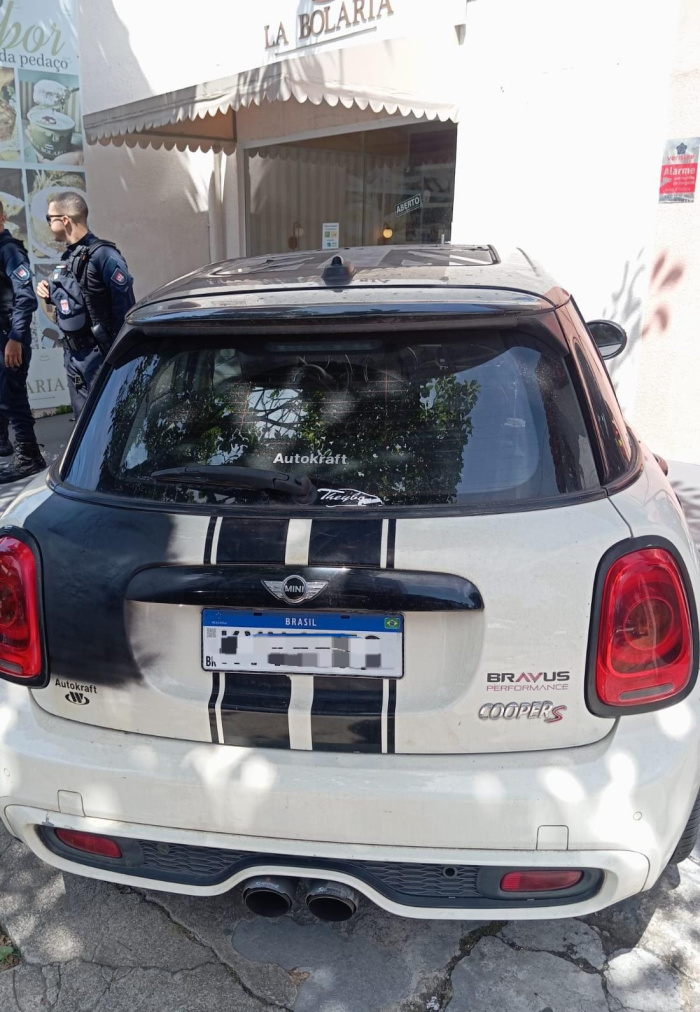 Condutor paga dívida de 17 mil reais mas leva infração por pneu ‘careca’ pela Guarda de Vitória