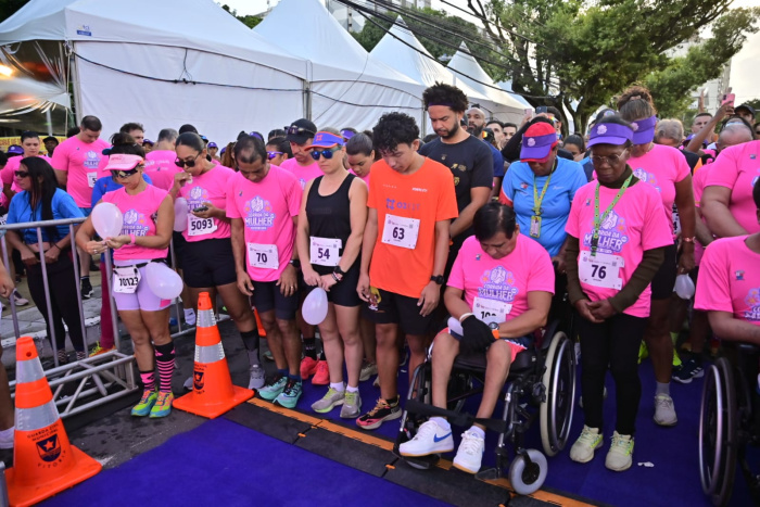 Participantes fizeram um minuto de silêncio e uma oração em homenagem à ex-comandante.