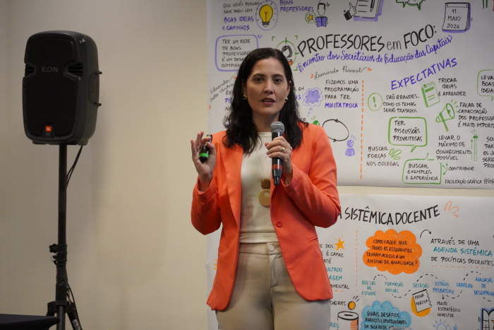 Secretária Juliana Rohsner participa de encontro com lideranças educacionais de todo o país