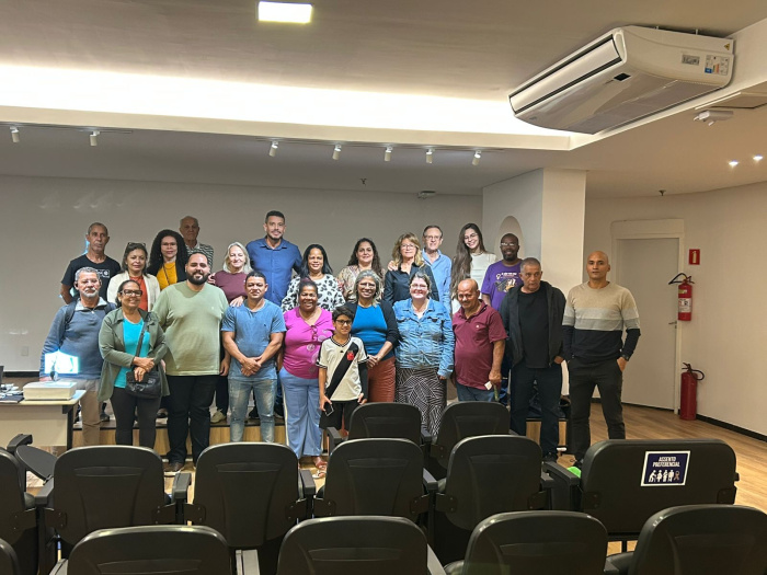 Lideranças participam de reunião sobre eleições do Conselho Municipal de Política Urbana