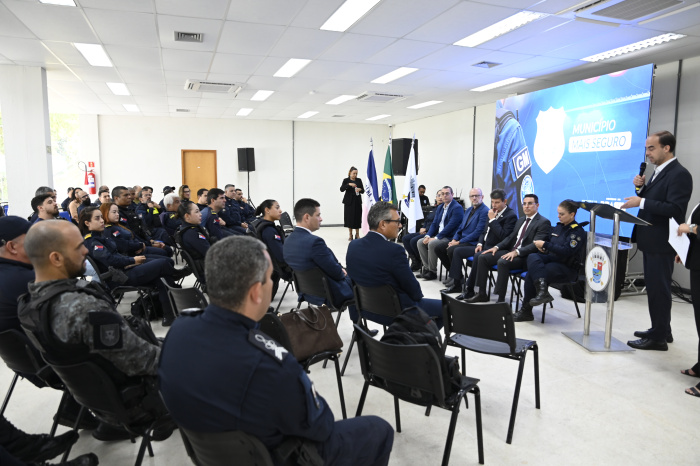 Vitória formaliza adesão ao programa nacional Município Mais Seguro