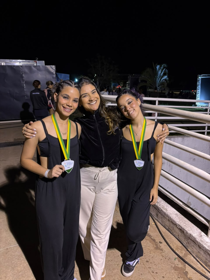 Com "Ímpeto" de Julia Moraes, Isabela Nery e Bruna Mandelli conquistaram 2º lugar Duo Adulto.