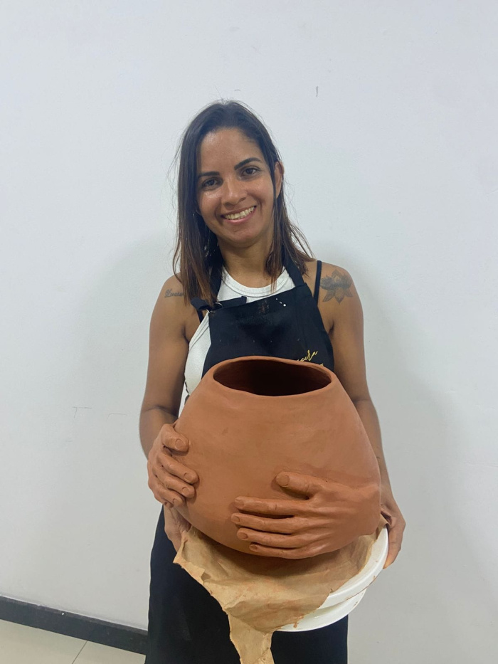 Exposição celebra os 25 anos da CERAMES com obras inéditas inspiradas na "Alquimia do Barro