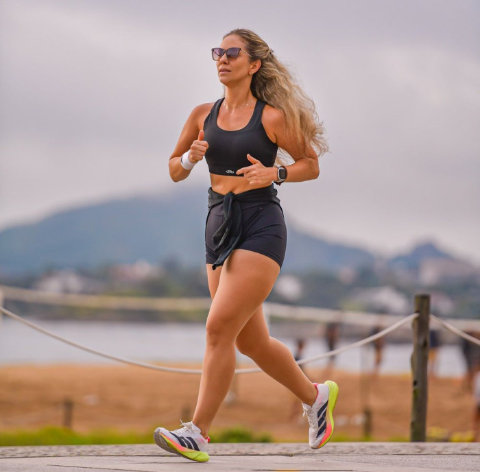 Quézia vai correr 42km na Maratona de Vitória