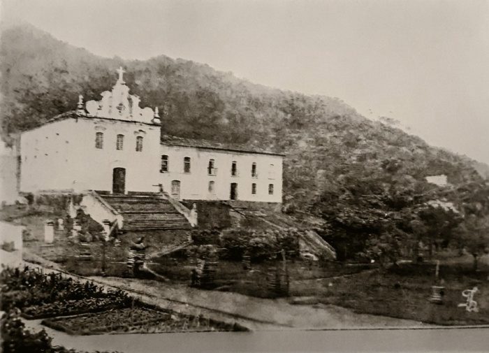 Colégio do Carmo e Praça Irmã Josepha Hozanah. Foto de 1900
