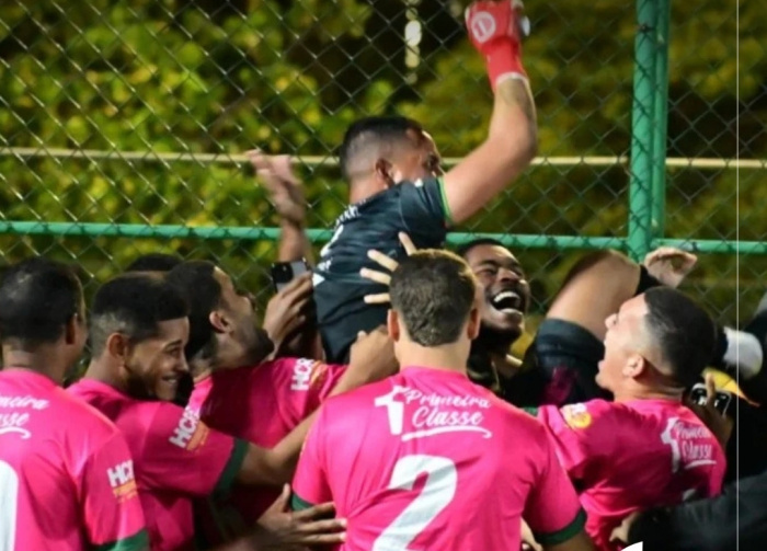 Time masculino Imperatriz do Forte celebra o avanço para as semifinais