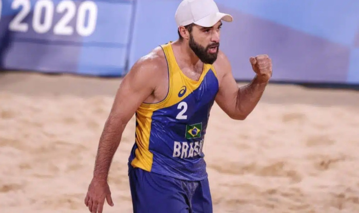 Medalhista de vôlei Bruno Schmidt participa da palestra “Alto Rendimento e Motivação” no sábado (29)