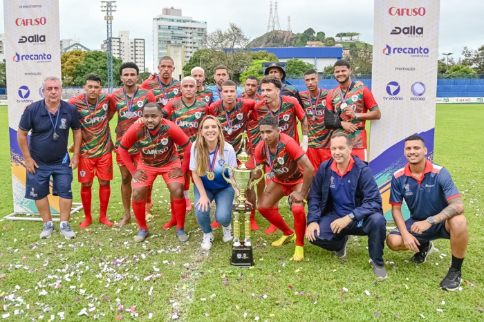 Copa Vitória encerra edição 2026 com novos campeões no estádio Salvador Costa, em Vitória