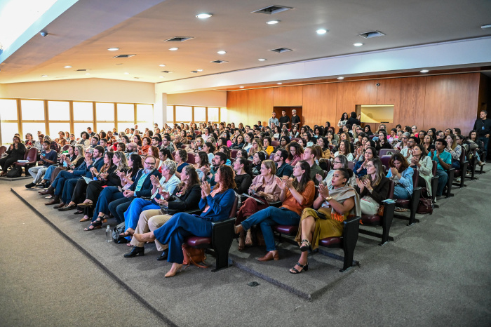 Seminário Municipal Infâncias e Adolescências Protegidas