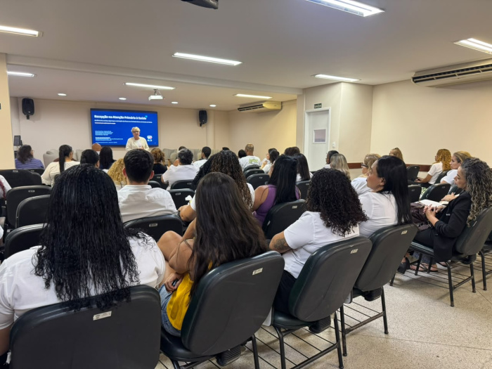 Saúde de Vitória realiza curso de capacitação dos recepcionistas